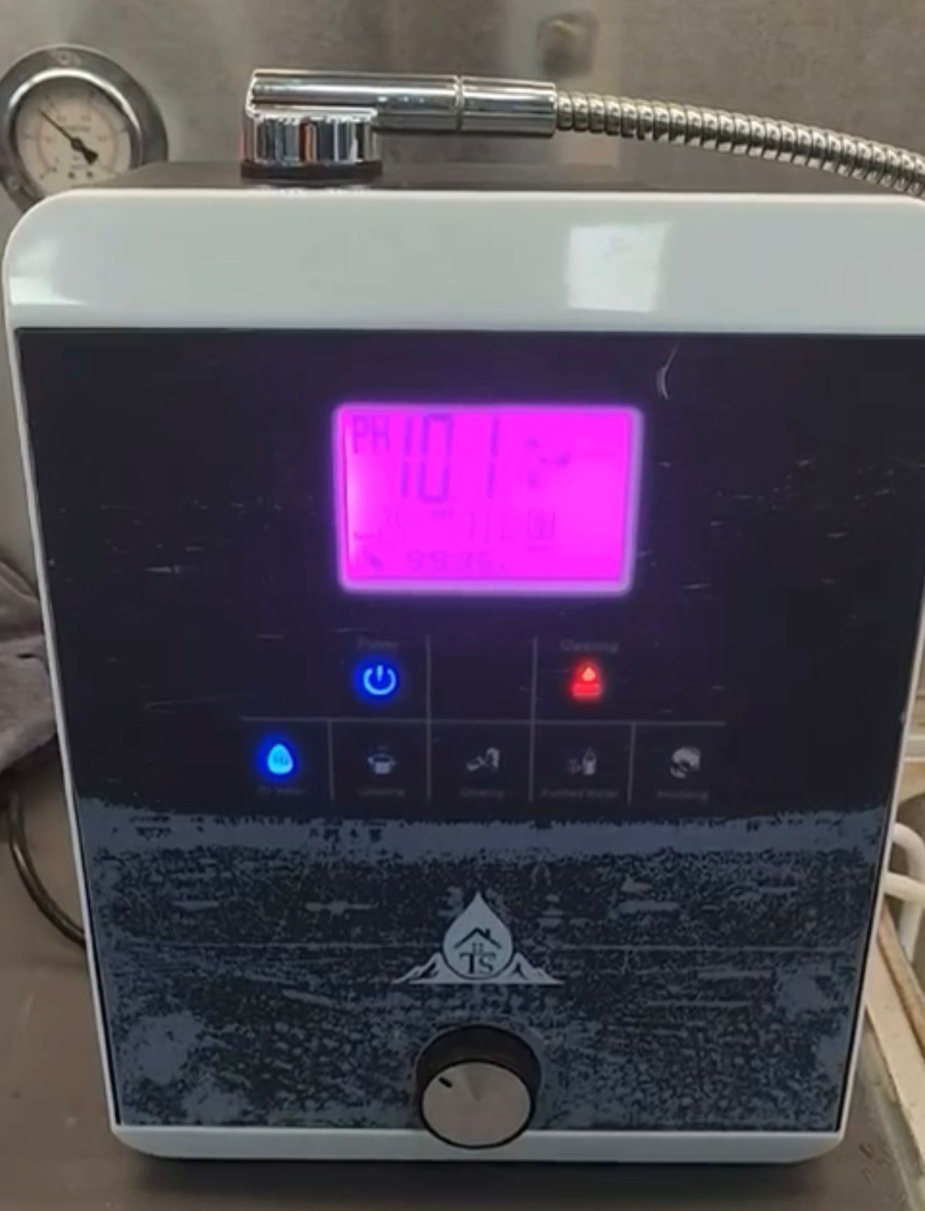 أهمية جهاز المياه القلوية