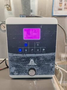 جهاز الماء القلوي المتأين